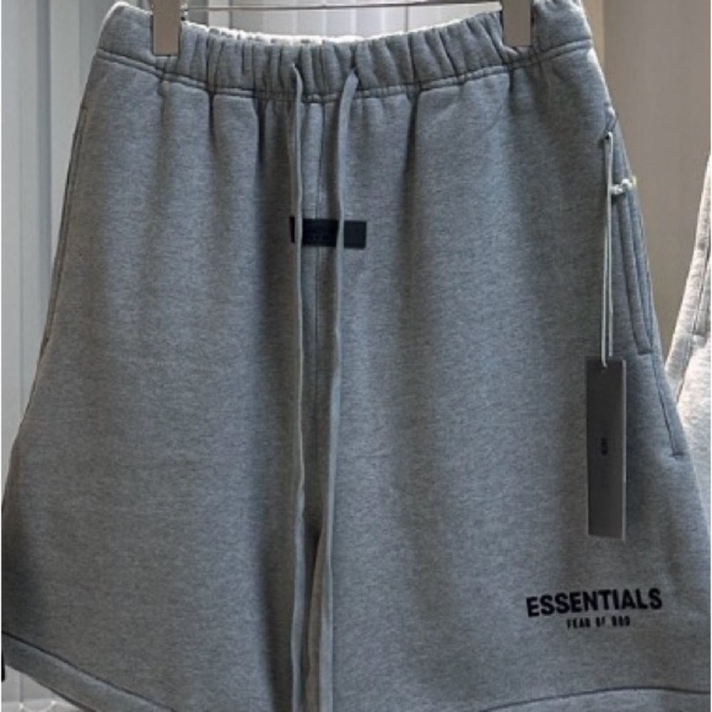 Essentials Heather Gray men’s shorts